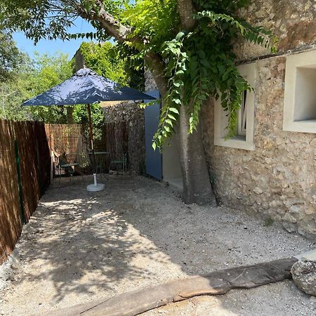 La Parenthese Du Var - Chambre D'Hotes Petits Dejeuners Inclus Et Terrasse Ombragee Saint-Antonin-du-Var Экстерьер фото